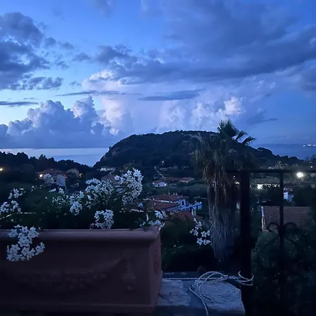 Pace Charme View And Relax - Goelba 포르토페라이오